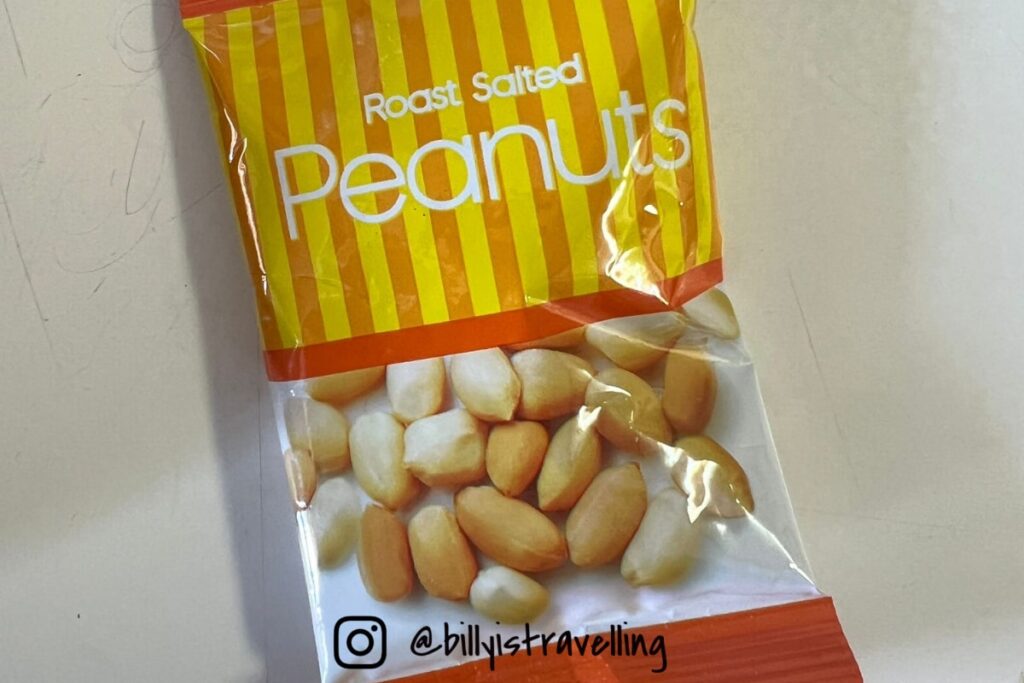 CX634 檳城-香港 派發飛機餐前小食