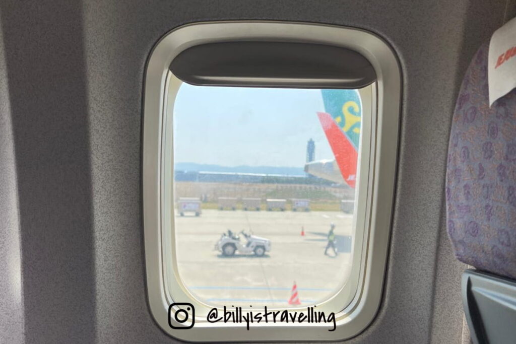 濟州航空 的B737-800 HL8234 飛機內部