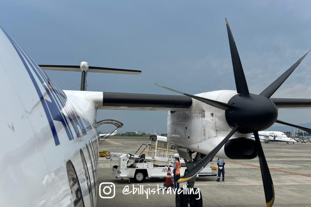 ANA DHC-8-200 Dash 8 螺旋槳客機 JA841A