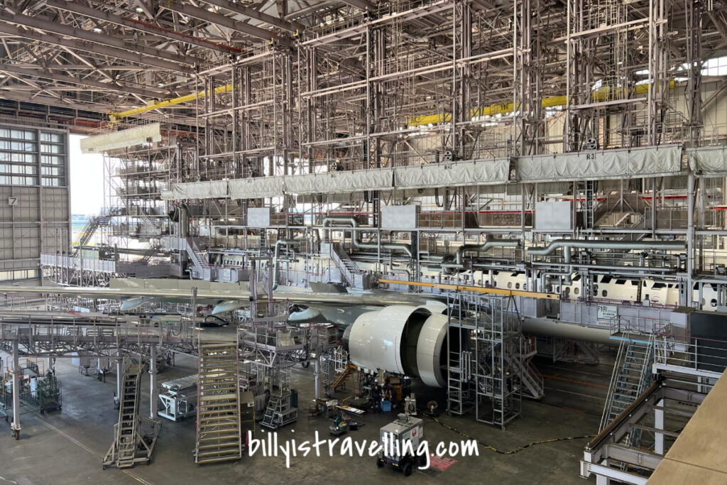 日本航空飛機維修庫 A350正在檢查