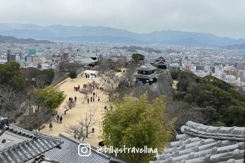 松山城天守眺望松山市