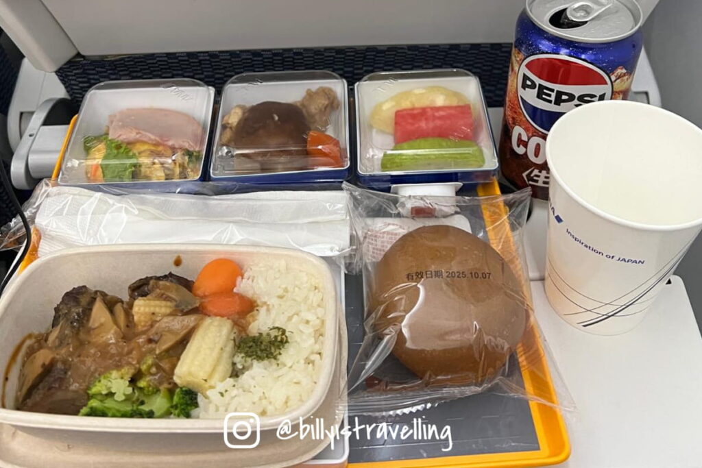 ANA NH852 台北松山飛東京羽田 飛機餐