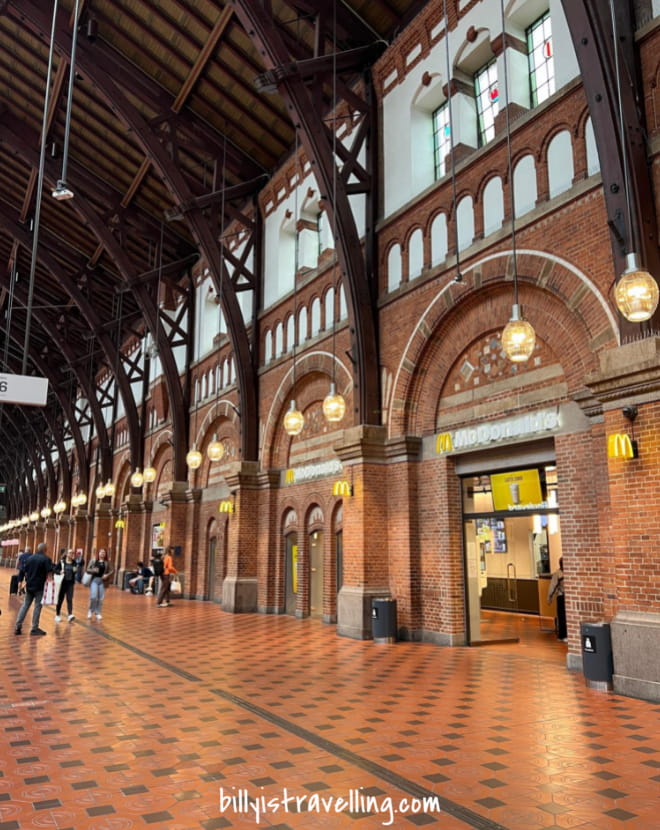 mcdonald's in copenhagen central station