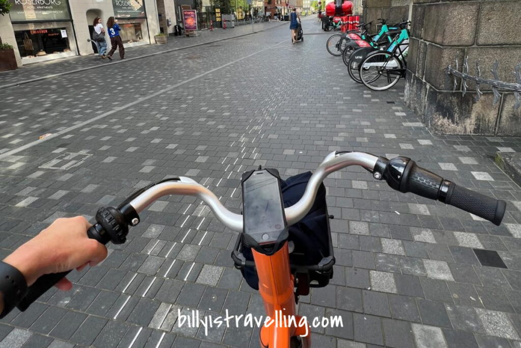 cycling in copenhagen