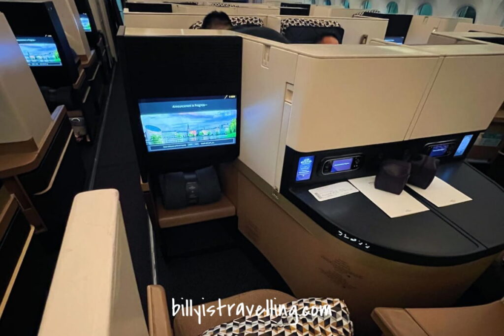 etihad business class lie flat seat