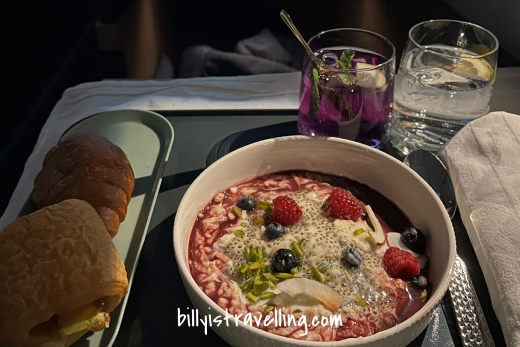 etihad business ey177 Bircher museli with Mocktail