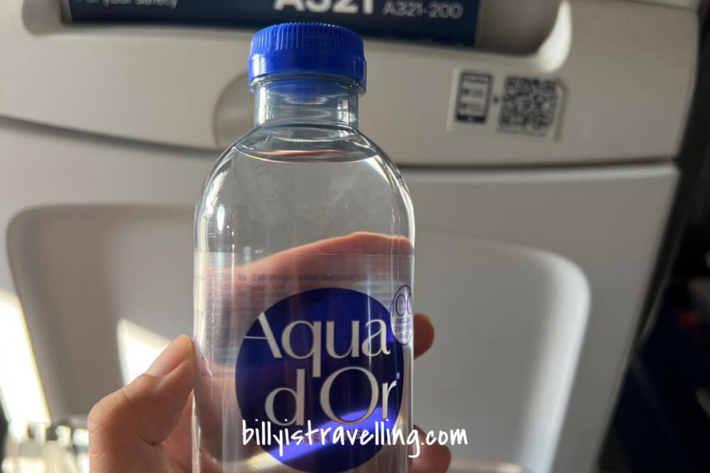 lufthansa lh2447 bottle water