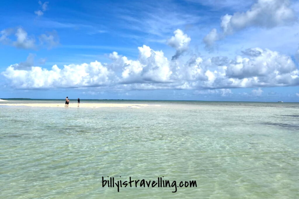 水天一色的竹富島Kondoi海灘