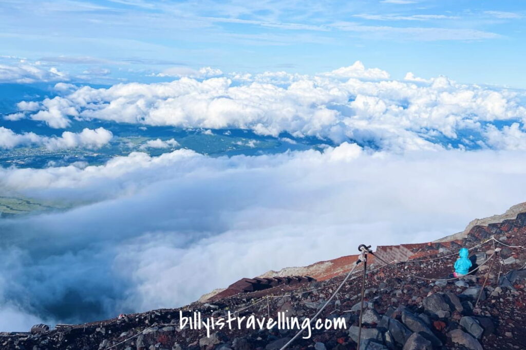 mt fuji hiking above the cloud